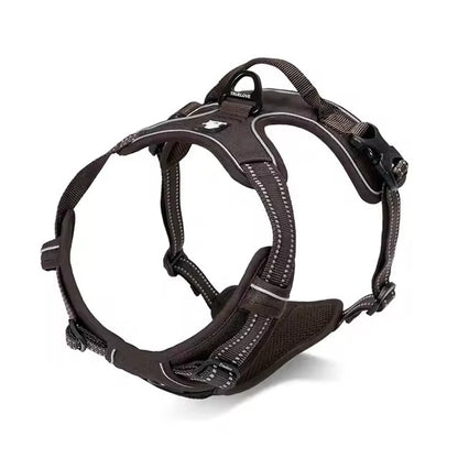 Black Truelove reflective no-pull harness in durable nylon with dual D-rings